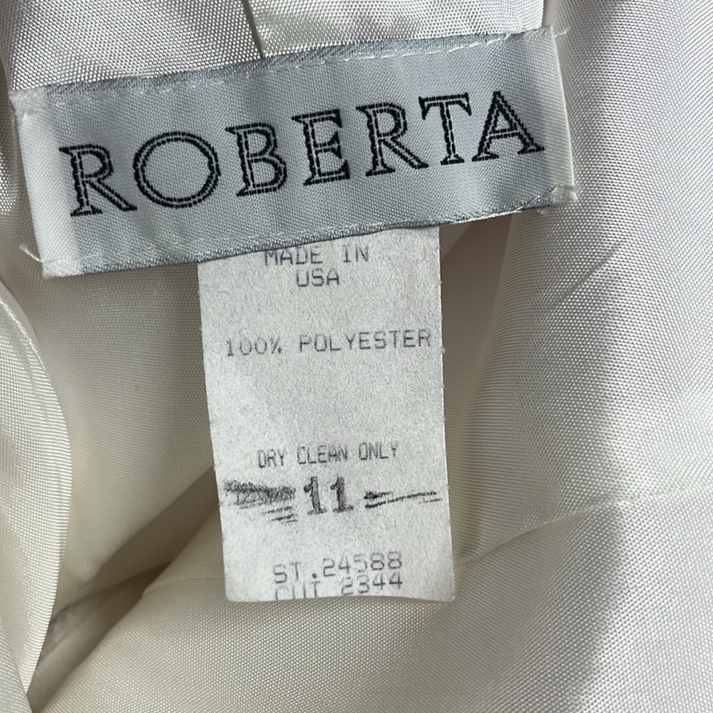 Size 11 Wedding Dress, Tea Length, gorgeous lace bodice & sweetheart neckline - Picture 7 of 7
